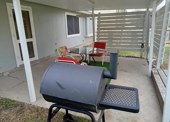 Charming 3 Bed 2 Bath Home In Ne San Antonio