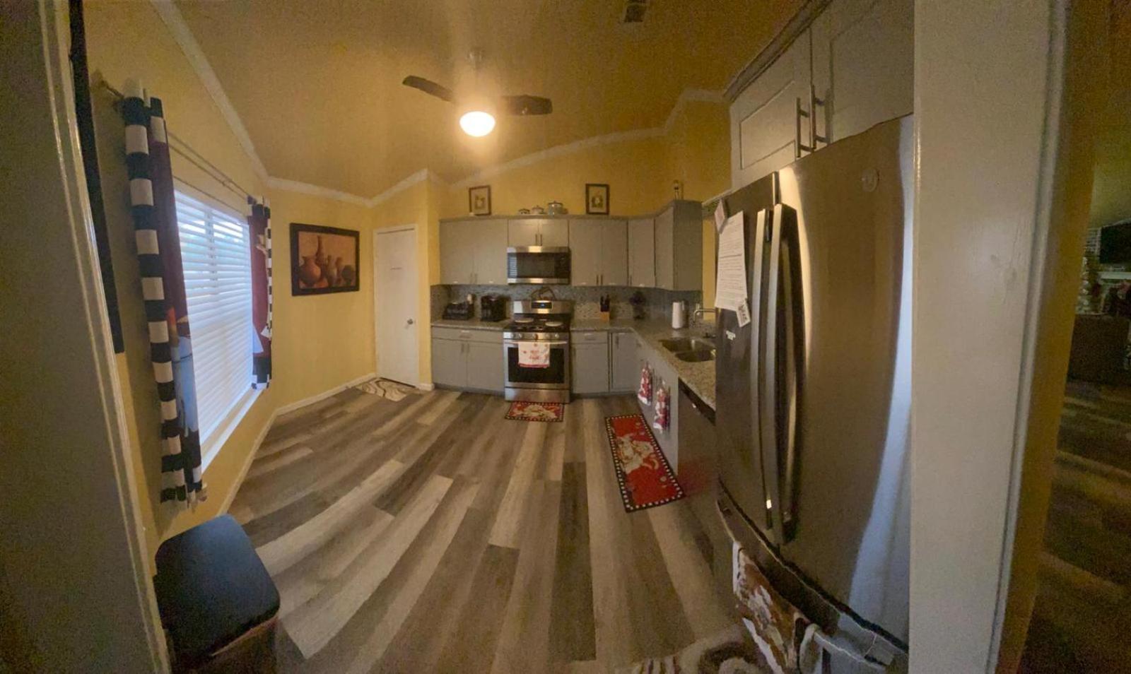 Charming 3 Bed 2 Bath In Ne San Antonio