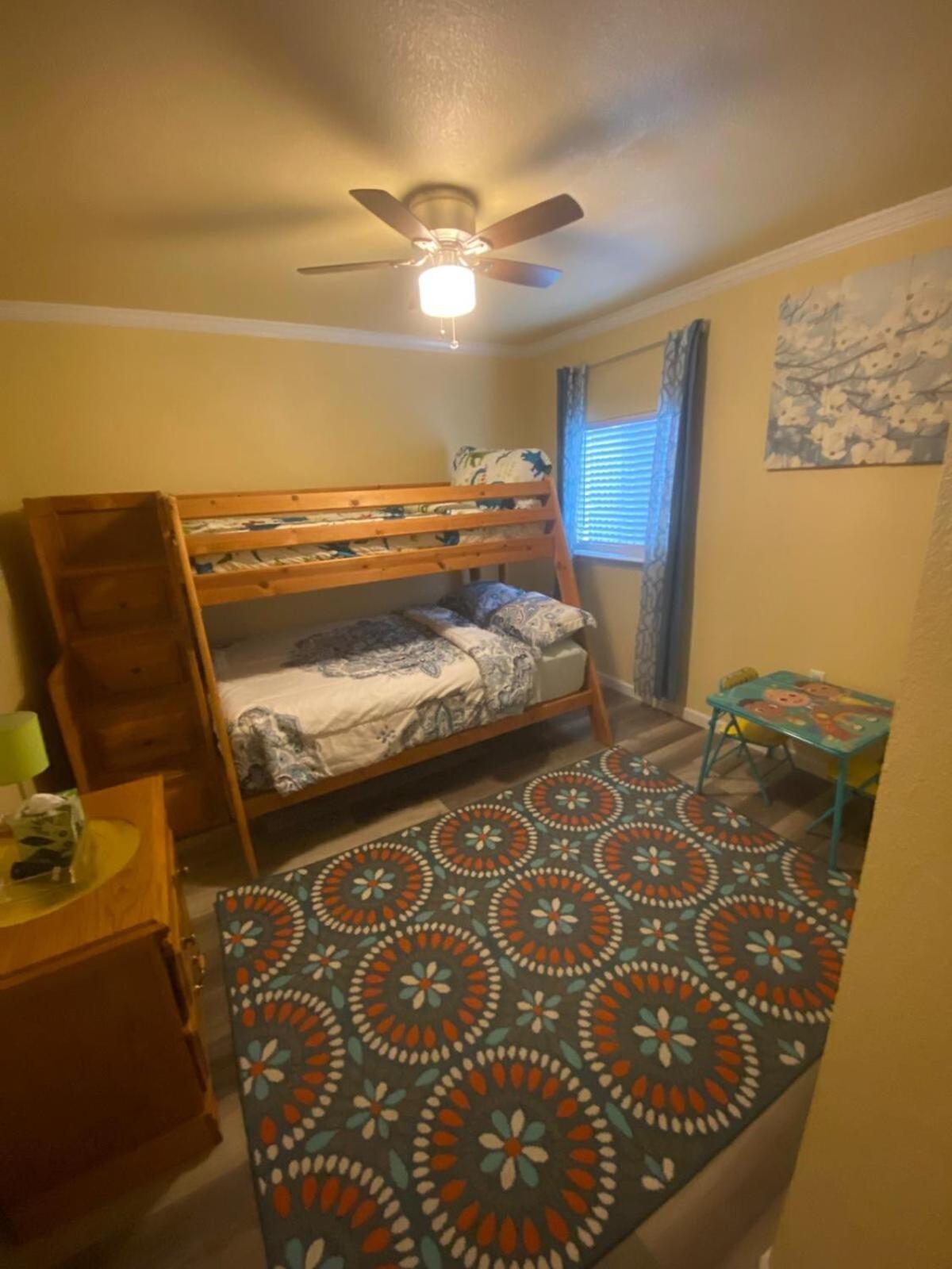 Ferienhaus Charming 3 Bed 2 Bath In Ne San Antonio